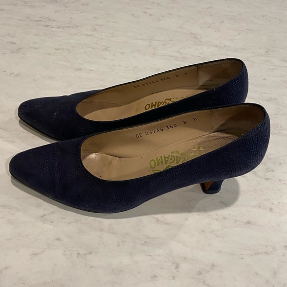 Salvatore Ferragamo Blue Pumps - Picture 3 of 13